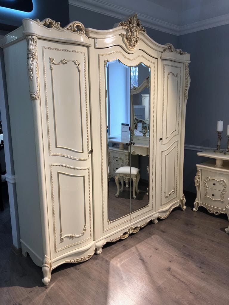 Шкаф 4-х створчатый из комплекта спальни "Джоконда Люкс" Крем глянец